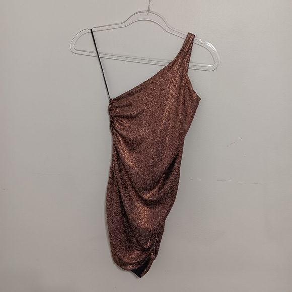 ZARA Festive days Asymeyric one shoulder shimmer rushed top size Small NEW - Picture 6 of 14